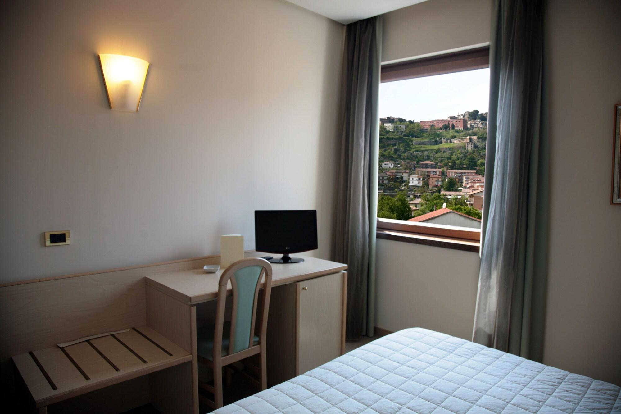 Hotel Bassetto Ferentino Εξωτερικό φωτογραφία